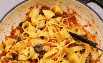 rezanci v paradiznikovi omaki s piscancem